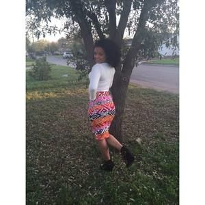 Meet your Posher, Nely