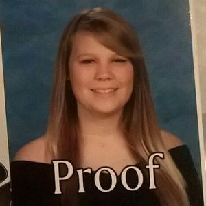 Meet your Posher, Kayla