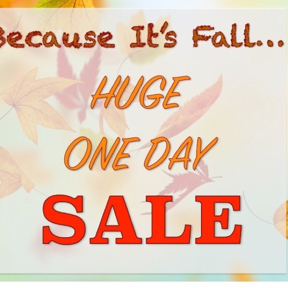BIG SALE ON TONS OF CLOSET ITEMS!