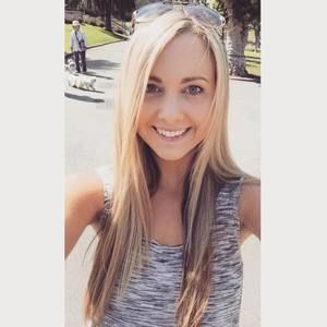 Meet your Posher, Carly