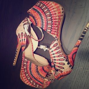 Betsy Johnson bandit sandals