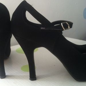 🍁🍂Very comfortable shoes excellent 🍁🍂condition