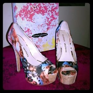 Drop dead gorgeous Chinese Laundry 5.5" heels