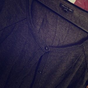 🔵 Perfect American eagle sweater button up