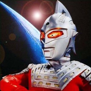 Meet your Posher, Cesar