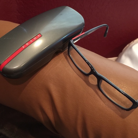 Prada eyeglass frames - Picture 2 of 4