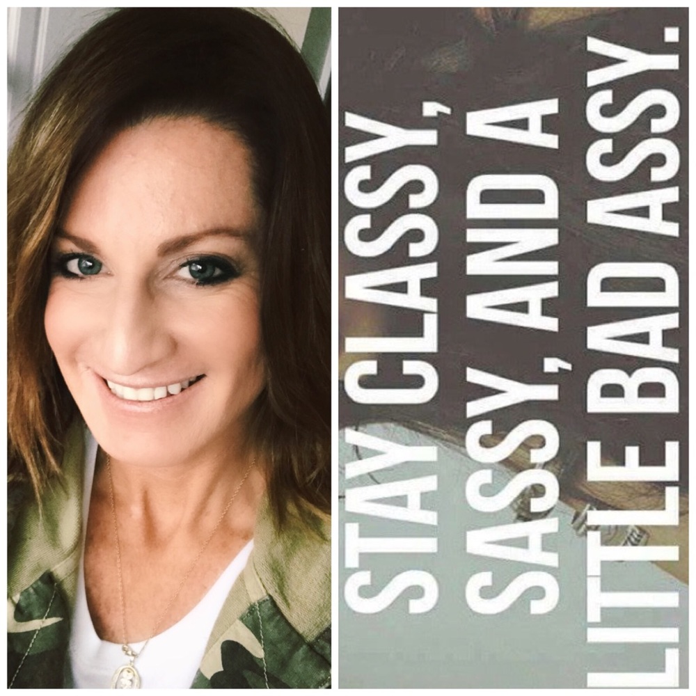 Meet your Posher, Erin💖👊🏻⚽️🇺🇸☀️😎