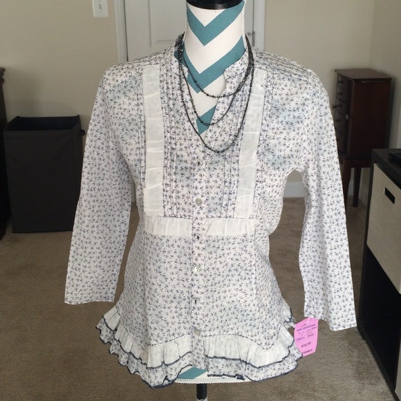 Brand new fringe/floral button down shirt sz small