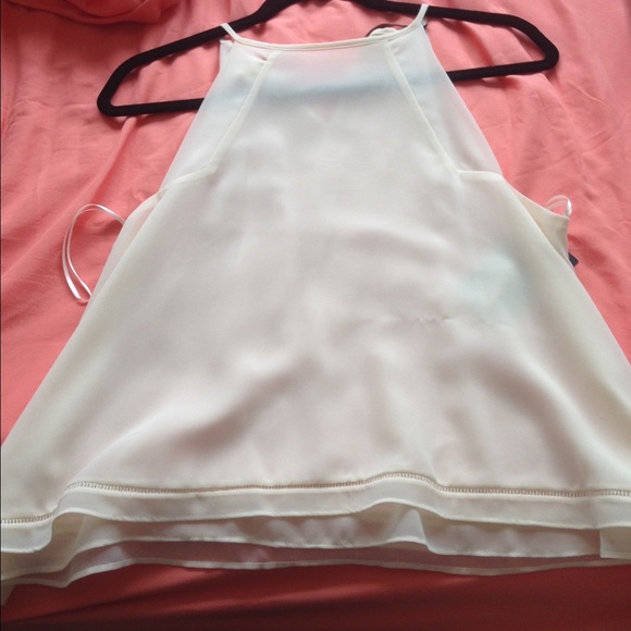 White tank