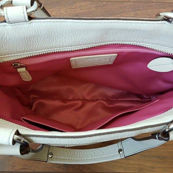 Coach Pebbled Leather Hamilton Tote-Authentic - Picture 3 of 4