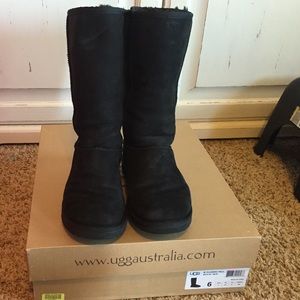 Black Classic Tall UGG's