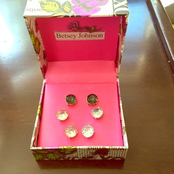 Betsy Johnson earrings NWT