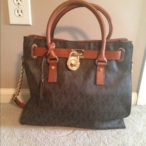 Michael Kors tote