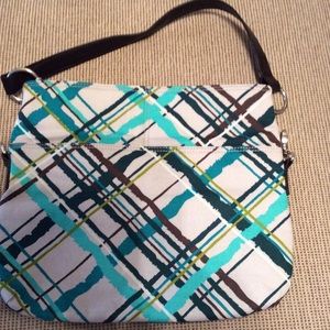 Thirty-one Suite Cross N Fold