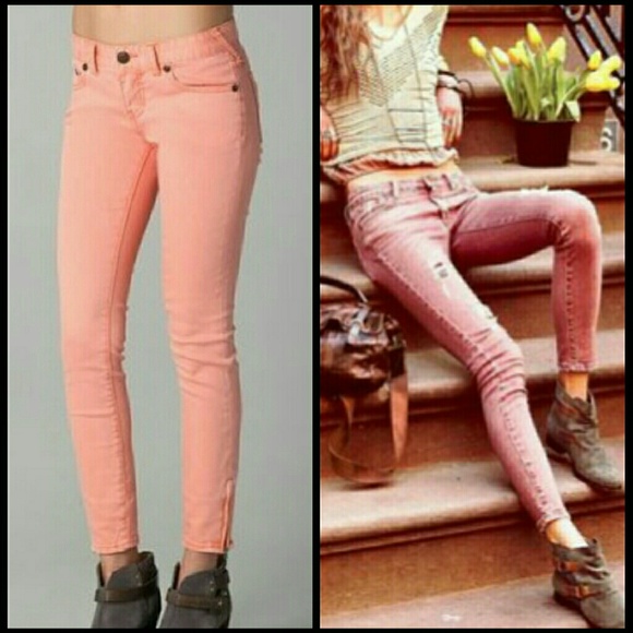 Free People SALE Distressed jeans