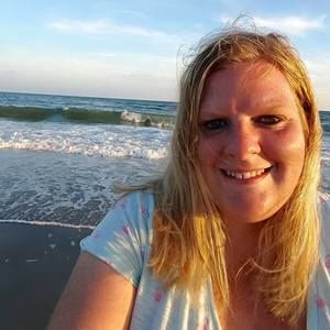 Meet your Posher, Allyssa