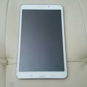 Brand new galaxy tablet 4!!