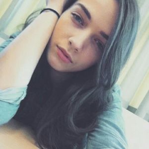 Meet your Posher, Isabella