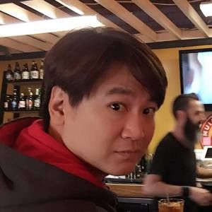 Meet your Posher, Eric