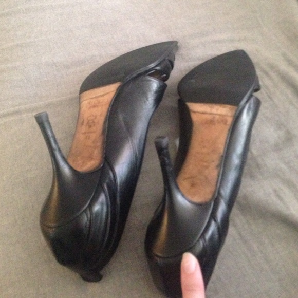 Jimmy Choo Shoes - Cut out jimmy choo pumps Jimmy Choo Shoes - Cut out jimmy choo pumps