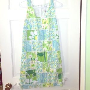 Lilly Pulitzer shift dress. Sunflower print pocket