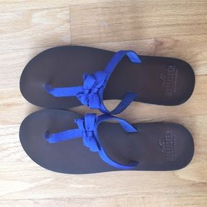 Hollister California Blue bow sandals