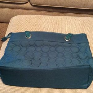 Thirty-one Quilted Vary You Versatile bag