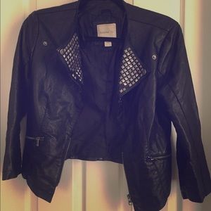 Leather crop jacket.