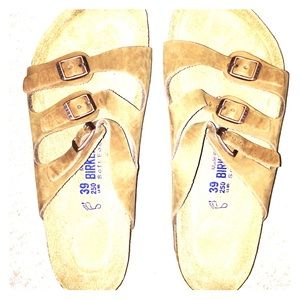 ❌SOLD❌ Birkenstocks- Florida Soft Footbed Size 39