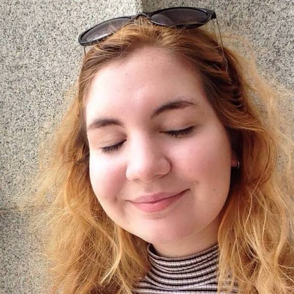 Meet your Posher, Hannah ruth - Picture 1 of 1