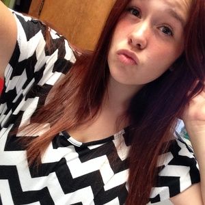 Meet your Posher, Desirae