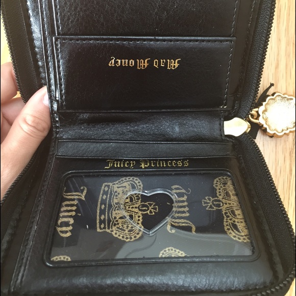 Juicy Couture Black and Gold Wallet - Picture 3 of 4