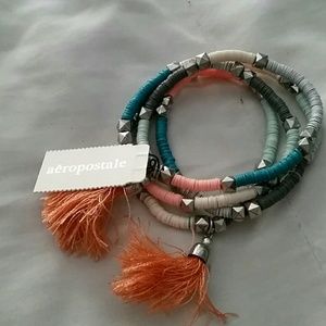 adorable friendship bracelets