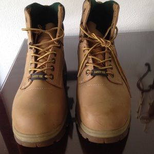 Tan Steel Toed Work Boots 👞👞👞