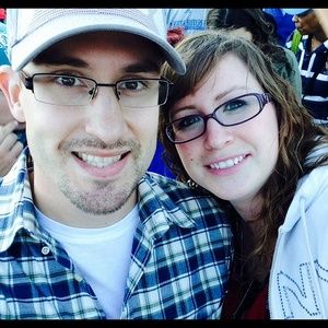 Meet your Posher, April