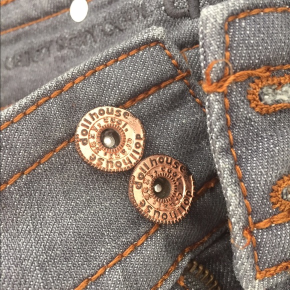 Rue 21 Dollhouse ripped Jean Shorts - Picture 4 of 4