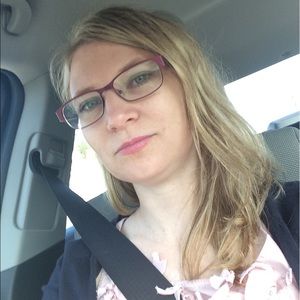 Meet your Posher, Lisa