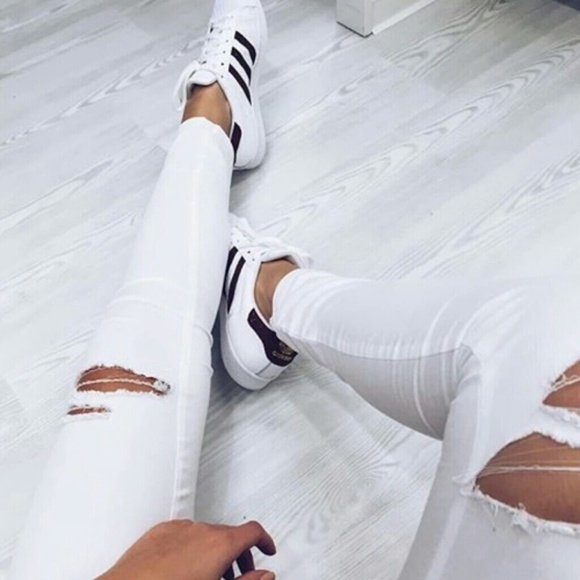 ISO - Picture 4 of 4