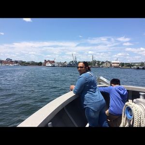 Meet your Posher, Kenira