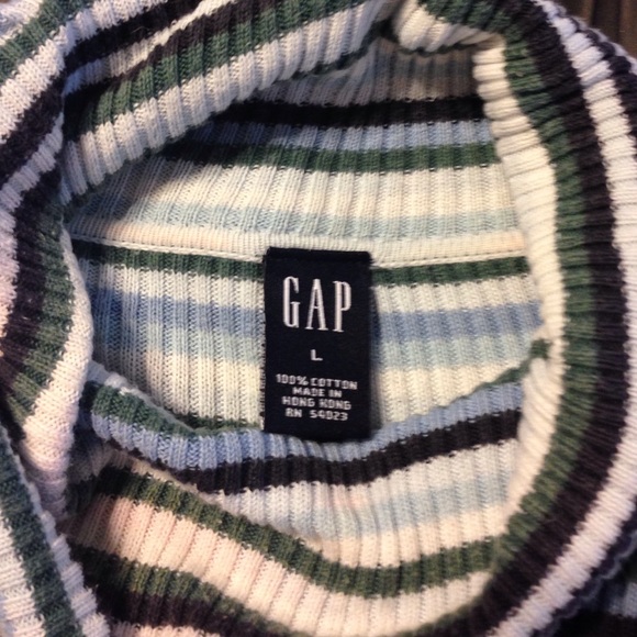 Turtleneck sweater - Picture 2 of 3