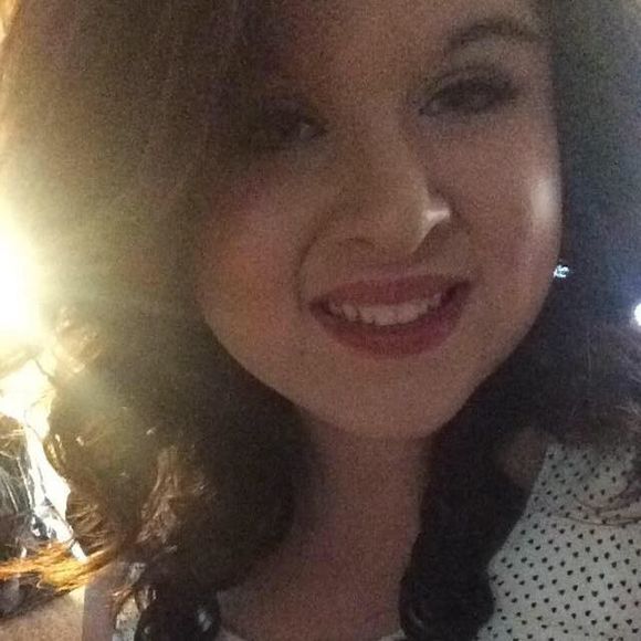 Meet your Posher, Brooke - Picture 1 of 1