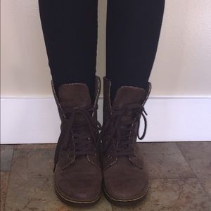 Dr Marten Leyton 10" Boots