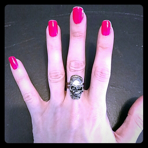 Skull Ring