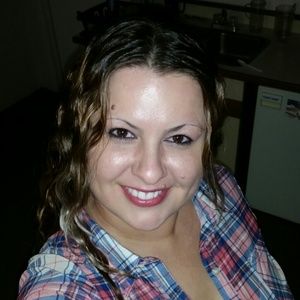 Meet your Posher, Liz