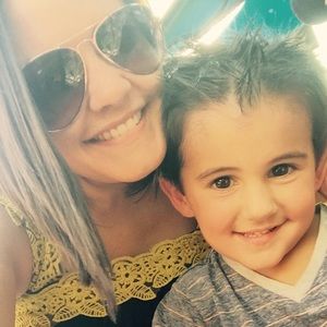 Meet your Posher, Leah