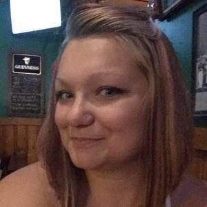Meet your Posher, Manda