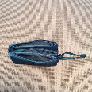 Thirty-one Vary You Wristlet