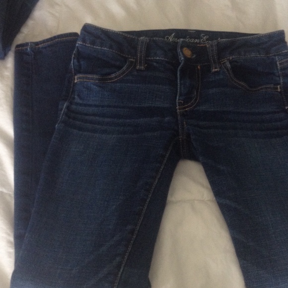 American eagle dark jeans