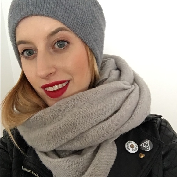 Meet your Posher, Rachael - Picture 2 of 4