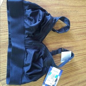Carnival 36B black bra NWT